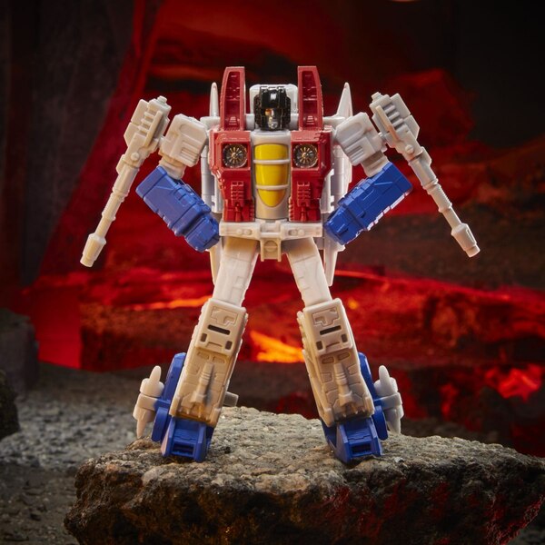 Transformers Kingdom Wave 2 Core Starscream  (11 of 77)